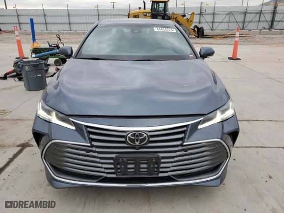 2019 Toyota Avalon XLE with VIN 4T1BZ1FB7KU018807, listed as a Copart auction lot 44454275 with NaN miles and Salvage Title. Bid and sale history available at carsss.com. Image 5.