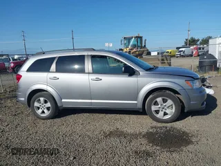 2018 Dodge Journey SE with VIN 3C4PDDAG9JT189824, listed as a IAAI auction lot 42208115 with 97,035 mi miles and . Bid and sale history available at DreamBid. Image 13.