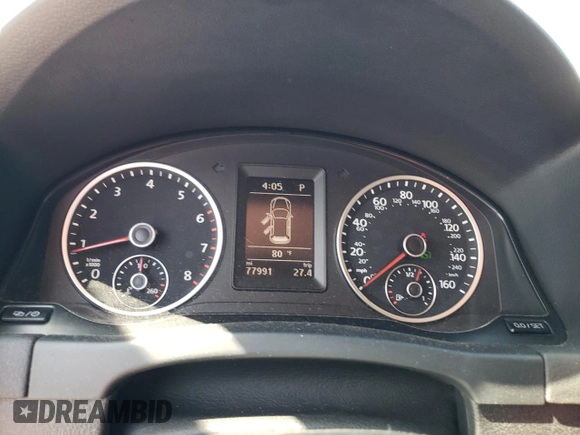 2017 Volkswagen Tiguan S z VIN WVGAV7AX9HK018499, wystawiony jako Copart lot #62606655 z przebiegiem 77 991 mil mil oraz Szkoda całkowita • Salvage title. Historia ofert i sprzedaży dostępna na DreamBid. Obrazek 9.