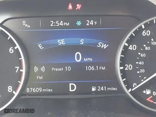 2017 Nissan Murano S with VIN 5N1AZ2MH2HN190805, listed as a IAAI auction lot 41590559 with 87,609 mi miles. Bid and sale history available at carsss.com. Image 15.