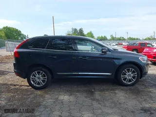 2016 Volvo XC60 T5 Platinum with VIN YV4612RMXG2844146, listed as a IAAI auction lot 42109135 with 98,400 mi miles. Bid and sale history available at carsss.com. Image 13.