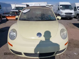 2006 Volkswagen Beetle with VIN 3VWRF31Y66M331955, listed as a IAAI auction lot 41780882 with 105,740 mi miles and . Bid and sale history available at DreamBid. Image 6.