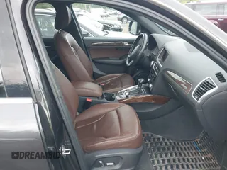 2016 Audi Q5 Premium Plus z VIN WA1L2AFPXGA043311, wystawiony jako IAAI lot #42345705 z przebiegiem 83 776 mil mil oraz . Historia ofert i sprzedaży dostępna na DreamBid. Obrazek 5.