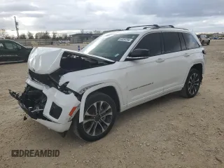2022 Jeep Grand Cherokee Overland with VIN 1C4RJHDG9N8617593, listed as a Copart auction lot 84834794 with 38,434 mi miles and Salvage title. Bid and sale history available at DreamBid. Image 1.