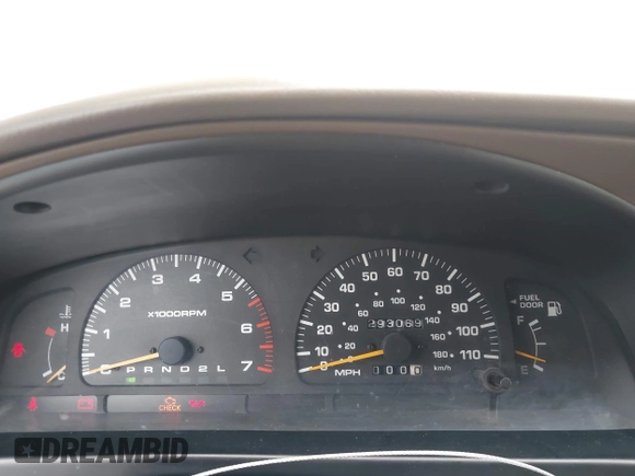 1998 Toyota 4Runner SR5 z VIN JT3GN86RXW0059946, wystawiony jako IAAI lot #41843789 z przebiegiem 293 069 mil mil oraz . Historia ofert i sprzedaży dostępna na DreamBid. Obrazek 7.