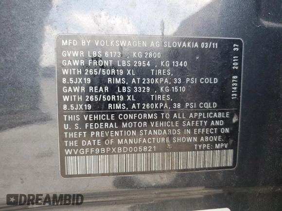 2011 Volkswagen Touareg Sport with VIN WVGFF9BPXBD005821, listed as a Copart auction lot 49391505 with 111,938 mi miles and Salvage Title. Bid and sale history available at DreamBid. Image 13.