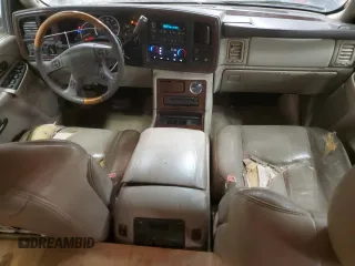 2003 Cadillac Escalade with VIN 1GYEC63T53R151013, listed as a Copart auction lot 86536944 with 420,451 mi miles and Salvage title. Bid and sale history available at DreamBid. Image 8.