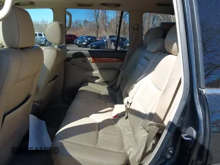 2004 Lexus GX 470 with VIN JTJBT20X940066798, listed as a IAAI auction lot 41822097 with 286,044 mi miles and . Bid and sale history available at DreamBid. Image 8.