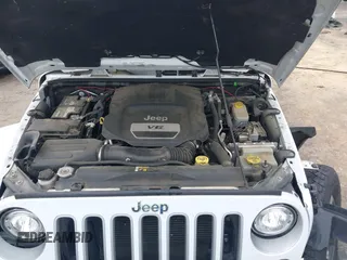2017 Jeep Wrangler Unlimited Sahara with VIN 1C4BJWEG3HL752719, listed as a IAAI auction lot 41892600 with 127,486 mi miles. Bid and sale history available at carsss.com. Image 10.