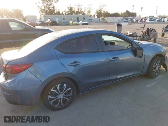2015 Mazda 3 i Sport with VIN 3MZBM1U75FM145709, listed as a IAAI auction lot 41950471 with 124,407 mi miles and . Bid and sale history available at carsss.com. Image 13.