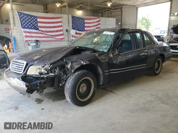 1999 Ford Crown Victoria Police с VIN 2FAFP71WXXX192272, выставлен на аукционе Copart как лот 73577384 с пробегом 278 535 миль миль и Списание • Salvage title. История ставок и продаж доступна на DreamBid. Изображение 1.