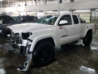 2016 Toyota Tacoma SR5 z VIN 5TFSZ5AN1GX041650, wystawiony jako Copart lot #45486015 z przebiegiem 84 189 mil mil oraz Szkoda całkowita • Salvage title. Historia ofert i sprzedaży dostępna na DreamBid. Obrazek 1.