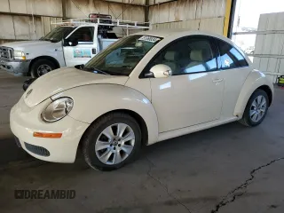 2008 Volkswagen New Beetle Coupe S with VIN 3VWPG31C18M524557, listed as a Copart auction lot 81368834 with 80,408 mi miles and Salvage Title. Bid and sale history available at carsss.com. Image 1.