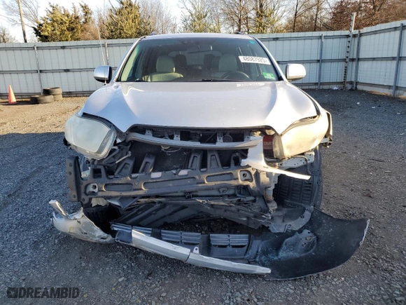 2010 Toyota Highlander with VIN 5TDBK3EH7AS006069, listed as a Copart auction lot 48087925 with 212,852 mi miles and Salvage Title. Bid and sale history available at carsss.com. Image 5.