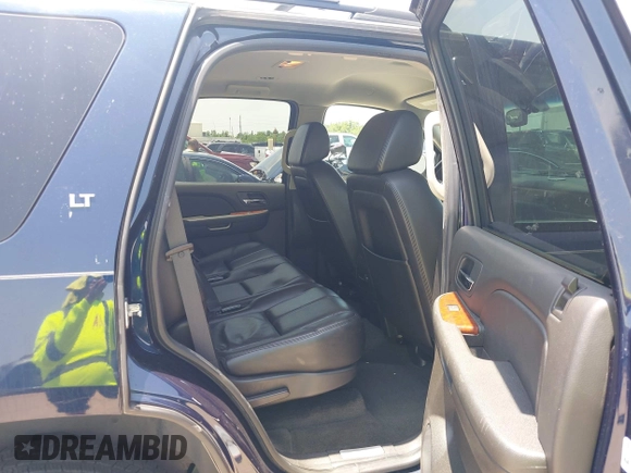 2007 Chevrolet Tahoe LT with VIN 1GNFC13017R374293, listed as a IAAI auction lot 42435427 with 75,212 mi miles and . Bid and sale history available at DreamBid. Image 8.