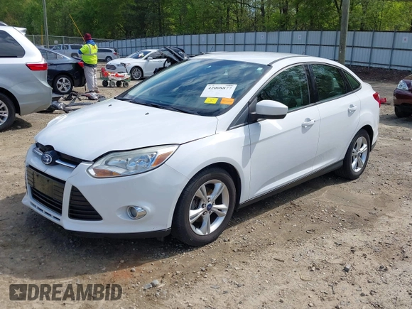 2012 Ford Focus SE with VIN 1FAHP3F2XCL122141, listed as a IAAI auction lot 42008877 with 122,743 mi miles. Bid and sale history available at carsss.com. Image 17.