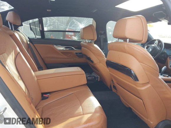 2017 BMW 7 Series 750i with VIN WBA7F0C58HGM21467, listed as a IAAI auction lot 41632663 with 136,620 mi miles. Bid and sale history available at carsss.com. Image 8.