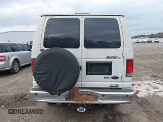 2011 Ford Econoline Passenger XL with VIN 1FBNE3BL1BDA10892, listed as a IAAI auction lot 41501542 with 33,794 mi miles. Bid and sale history available at carsss.com. Image 16.