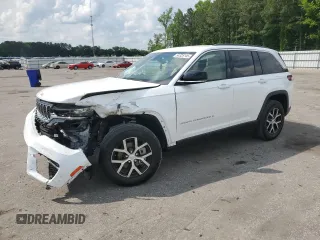 2024 Jeep Grand Cherokee Limited z VIN 1C4RJHBG7RC180487, wystawiony jako Copart lot #54525145 z przebiegiem 9 821 mil mil oraz Szkoda całkowita • Salvage title. Historia ofert i sprzedaży dostępna na DreamBid. Obrazek 1.
