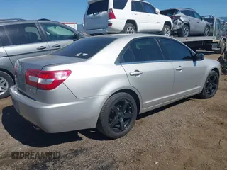 2007 Lincoln MKZ z VIN 3LNHM26T47R662111, wystawiony jako IAAI lot #42476899 z przebiegiem 172 864 mil mil oraz . Historia ofert i sprzedaży dostępna na DreamBid. Obrazek 4.