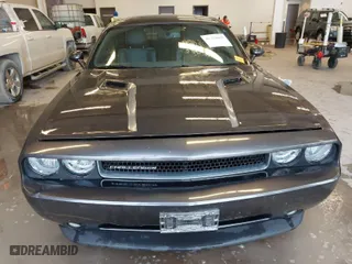 2013 Dodge Challenger SXT with VIN 2C3CDYAG9DH629189, listed as a IAAI auction lot 41374015 with 1 mi miles. Bid and sale history available at carsss.com. Image 12.