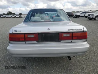 1989 Toyota Camry z VIN JT2VV22E3K0049538, wystawiony jako Copart lot #78870034 z przebiegiem 100 396 mil mil oraz Czysty tytuł • Clean title. Historia ofert i sprzedaży dostępna na DreamBid. Obrazek 6.