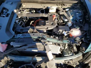 2024 Cadillac LYRIQ Luxury z VIN 1GYKPSRK5RZ106628, wystawiony jako Copart lot #79455674 z przebiegiem 5736 mil mil oraz Szkody całkowita. Historia ofert i sprzedaży dostępna na DreamBid. Obrazek 13.