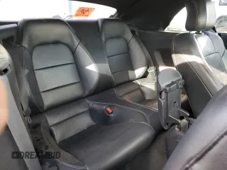 2017 Ford Mustang GT Premium z VIN 1FATP8FF6H5248079, wystawiony jako Copart lot #55159055 z przebiegiem 73 971 mil mil oraz Szkoda całkowita • Salvage title. Historia ofert i sprzedaży dostępna na DreamBid. Obrazek 10.