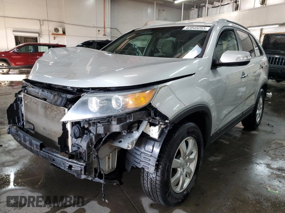 2011 Kia Sorento LX with VIN 5XYKTCA18BG080900, listed as a Copart auction lot 42045055 with 92,568 mi miles and Clean Title. Bid and sale history available at carsss.com. Image 1.