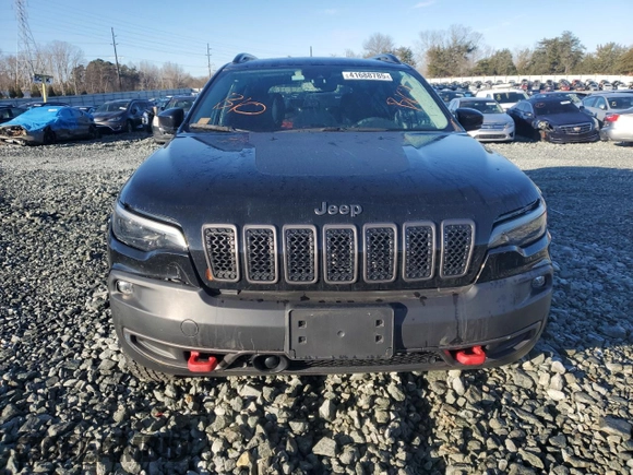 2022 Jeep Cherokee Trailhawk with VIN 1C4PJMBX7ND550115, listed as a Copart auction lot 41688785 with 25,272 mi miles and Salvage Title. Bid and sale history available at DreamBid. Image 5.