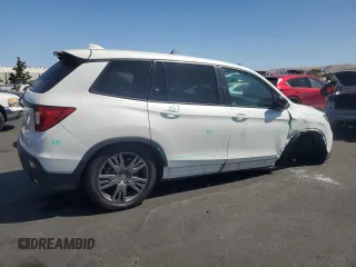 2021 Honda Passport EX-L with VIN 5FNYF7H53MB003024, listed as a Copart auction lot 62946985 with 41,151 mi miles and Salvage title. Bid and sale history available at DreamBid. Image 3.