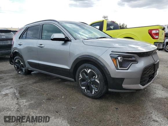 2023 Kia Niro Wind with VIN KNDCR3L16P5033560, listed as a Copart auction lot 55473475 with 34,253 mi miles and Clean Title. Bid and sale history available at carsss.com. Image 4.