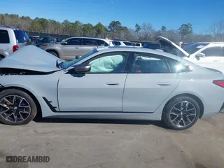 2024 BMW 4 Series M440i xDrive with VIN WBA13AW09RFS58470, listed as a IAAI auction lot 41609885 with 16,511 mi miles. Bid and sale history available at carsss.com. Image 13.