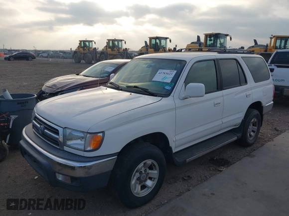 1999 Toyota 4Runner SR5 with VIN JT3GN86R5X0098655, listed as a IAAI auction lot 41783623 with 238,768 mi miles and . Bid and sale history available at DreamBid. Image 2.