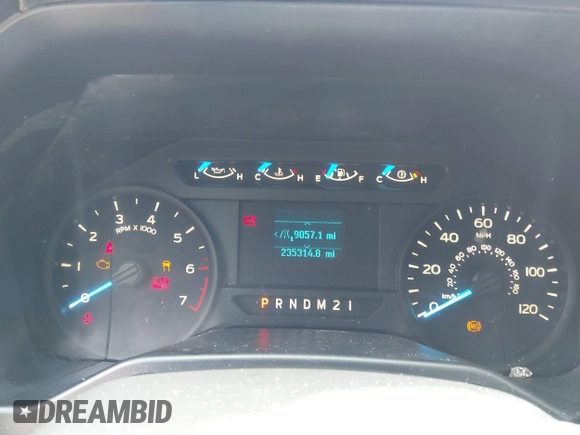 2016 Ford F-150 XL with VIN 1FTMF1CP1GKD40822, listed as a IAAI auction lot 42500934 with 235,314 mi miles and . Bid and sale history available at DreamBid. Image 7.