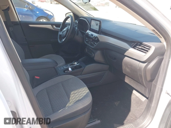 2020 Ford Escape SE с VIN 1FMCU0G64LUB74027, выставлен на аукционе IAAI как лот 42016483 с пробегом 131 672 миль миль и . История ставок и продаж доступна на DreamBid. Изображение 5.