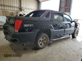2003 Chevrolet Avalanche with VIN 3GNEK13T33G111841, listed as a Copart auction lot 71664204 with 216,045 mi miles and Salvage Title. Bid and sale history available at carsss.com. Image 3.