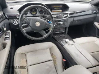 2012 Mercedes-Benz E 350 Luxury with VIN WDDHF5KB7CA548837, listed as a Copart auction lot 60436735 with 147,123 mi miles and Salvage title. Bid and sale history available at DreamBid. Image 8.