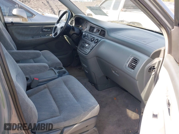 2001 Honda Odyssey EX z VIN 2HKRL18601H532141, wystawiony jako IAAI lot #41981052 z przebiegiem 126 931 mil mil oraz . Historia ofert i sprzedaży dostępna na DreamBid. Obrazek 5.
