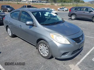 2014 Nissan Versa SV with VIN 3N1CN7AP9EL834221, listed as a IAAI auction lot 42161427 with 227,391 mi miles. Bid and sale history available at carsss.com. Image 1.