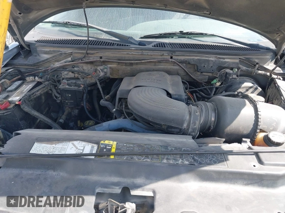 2002 Ford F-150 XL с VIN 1FTRX17W22NB51110, выставлен на аукционе IAAI как лот 42065464 с пробегом 346 583 миль миль и . История ставок и продаж доступна на DreamBid. Изображение 10.