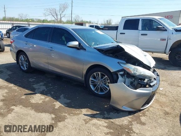 2015 Toyota Camry XLE with VIN 4T1BF1FK4FU005933, listed as a IAAI auction lot 41890133 with 57,114 mi miles. Bid and sale history available at carsss.com. Image 1.
