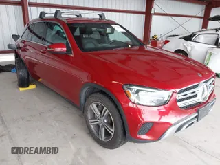 2020 Mercedes-Benz GLC with VIN W1N0G8EB0LF852363, listed as a IAAI auction lot 41733934 with 84,886 mi miles. Bid and sale history available at carsss.com. Image 1.