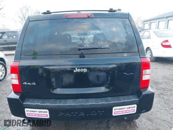2007 Jeep Patriot Sport with VIN 1J8FF28W67D302353, listed as a IAAI auction lot 41191742 with 181,708 mi miles and . Bid and sale history available at DreamBid. Image 17.