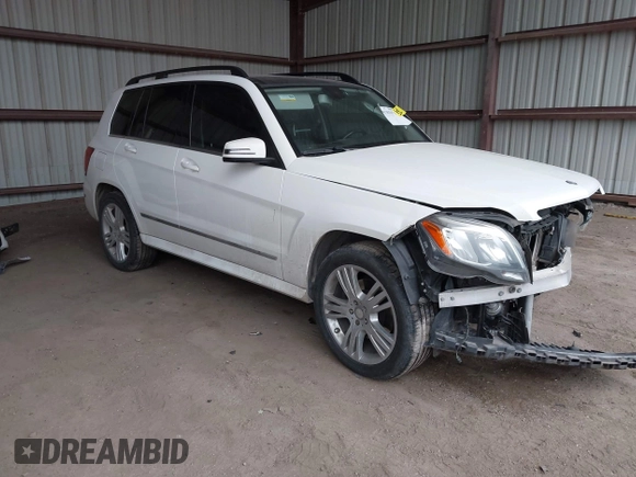 2014 Mercedes-Benz GLK 350 with VIN WDCGG8JBXEG330438, listed as a IAAI auction lot 41382071 with 172,279 mi miles and . Bid and sale history available at DreamBid. Image 1.