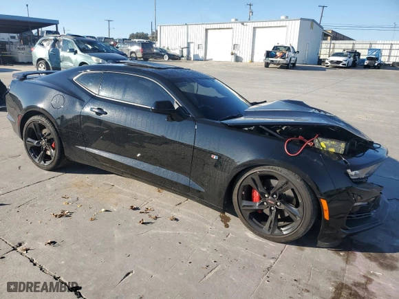 2022 Chevrolet Camaro 2SS with VIN 1G1FH1R77N0103733, listed as a Copart auction lot 88685995 with 0 mi miles and Salvage Title. Bid and sale history available at carsss.com. Image 4.