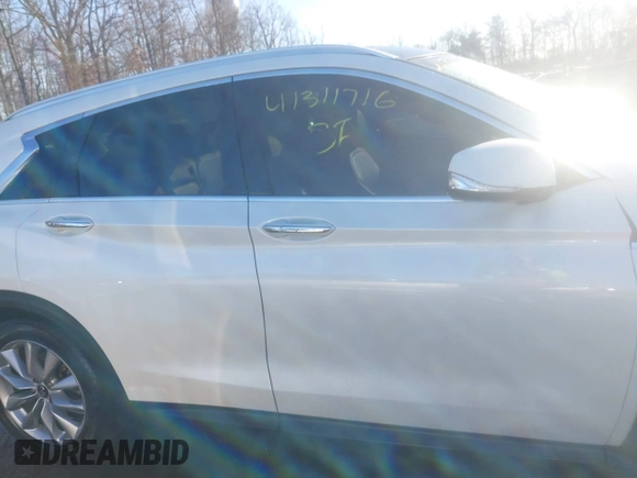 2020 Infiniti QX50 Luxe z VIN 3PCAJ5M32LF121640, wystawiony jako IAAI lot #41311716 z przebiegiem 43 813 mil mil oraz . Historia ofert i sprzedaży dostępna na DreamBid. Obrazek 12.