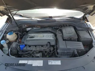 2012 Volkswagen CC R-Line z VIN WVWMP7AN5CE534912, wystawiony jako Copart lot #58267995 z przebiegiem 124 995 mil mil oraz Szkoda całkowita • Salvage title. Historia ofert i sprzedaży dostępna na DreamBid. Obrazek 11.