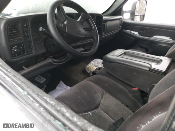 2006 Chevrolet Silverado 3500 DRW Wrk Trk with VIN 1GCJK33226F126315, listed as a Copart auction lot 80680964 with NaN miles and Salvage Title. Bid and sale history available at carsss.com. Image 8.