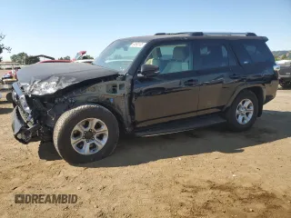 2022 Toyota 4Runner SR5 Premium z VIN JTENU5JR4N6076227, wystawiony jako Copart lot #64590105 z przebiegiem 29 748 mil mil oraz Szkoda całkowita • Salvage title. Historia ofert i sprzedaży dostępna na DreamBid. Obrazek 1.